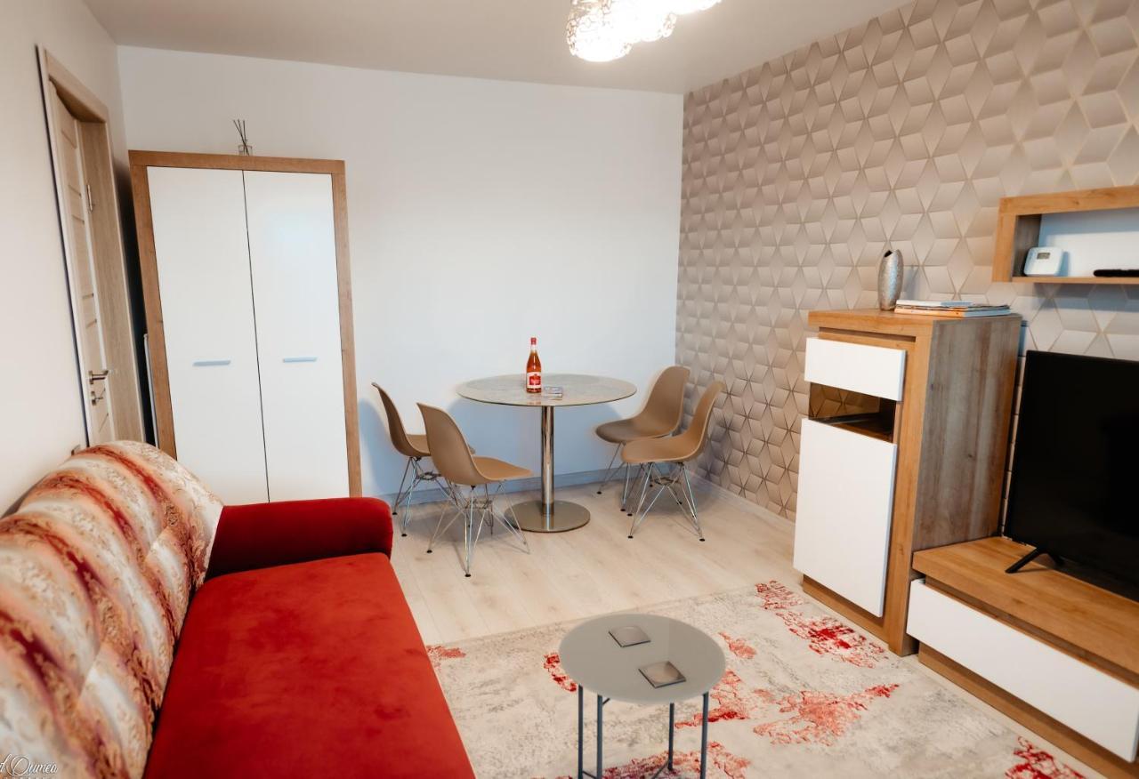 Carla'S Apart Palas-Hala Centrala 1 Bedroom, Airport Shuttle Iasi Bagian luar foto