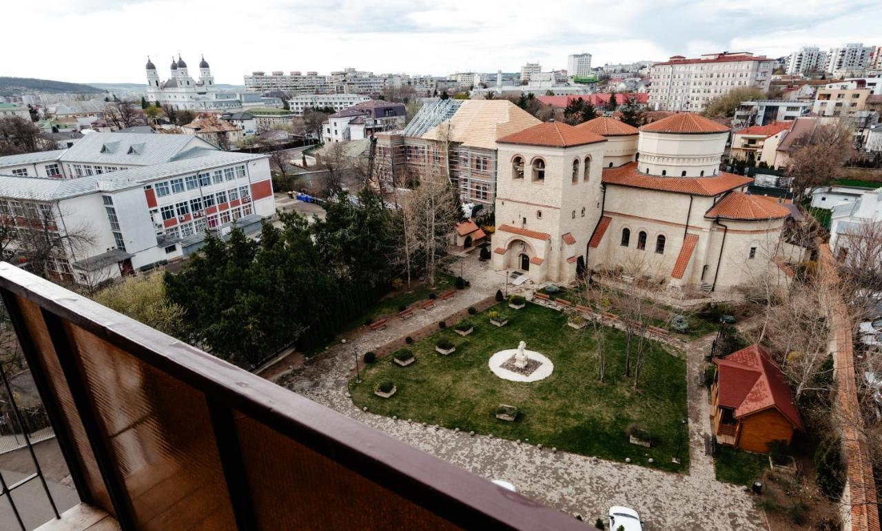 Carla'S Apart Palas-Hala Centrala 1 Bedroom, Airport Shuttle Iasi Bagian luar foto